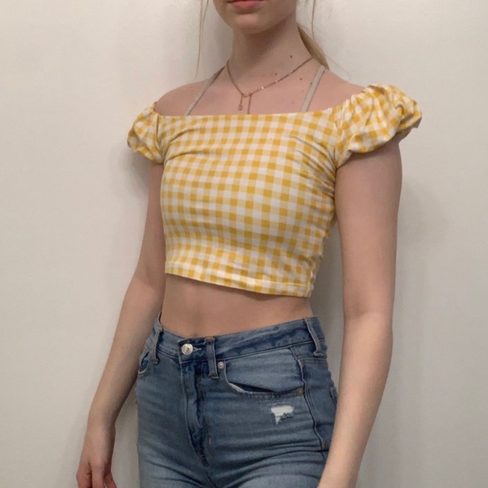 Adorable Whote and Yellow Gingham Cropped Top